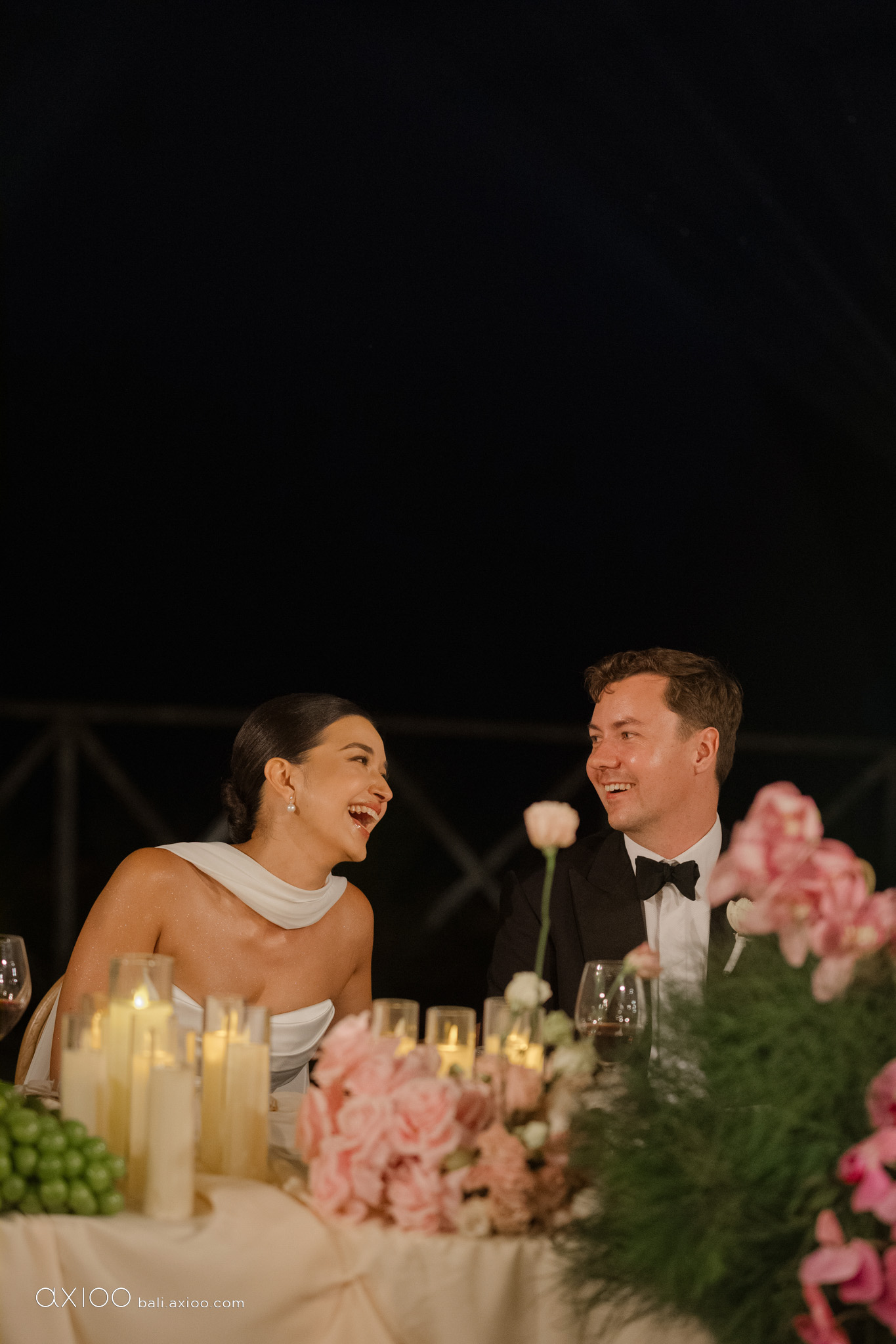 Axioo: In the Spur of the Moment